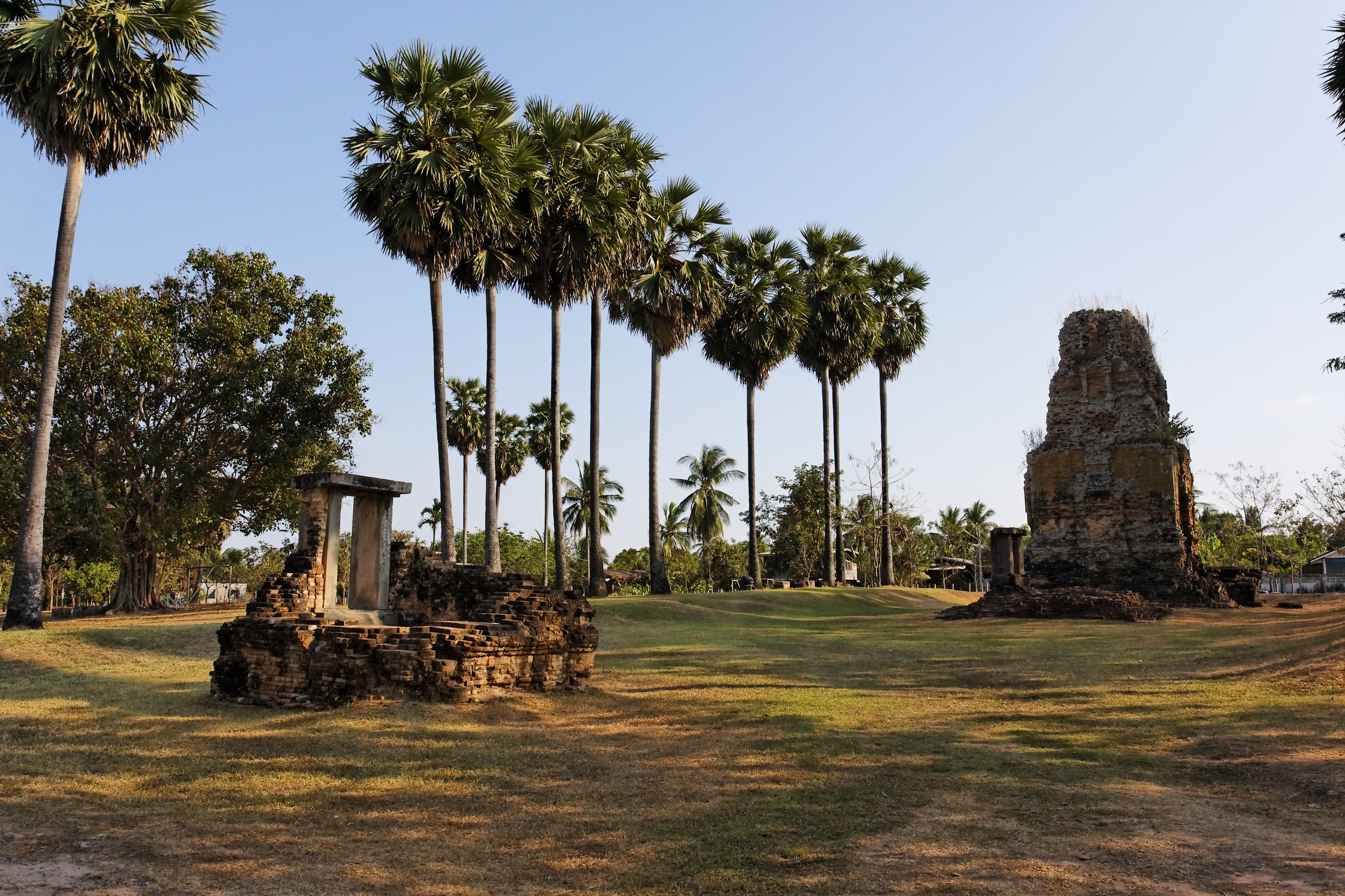 attraction-Phnom Santuk 2.jpg